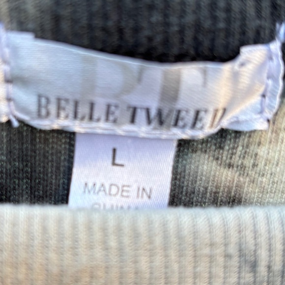 Youth Large Tie-Dye Butterfly Cropped Top - Picture 3 of 4